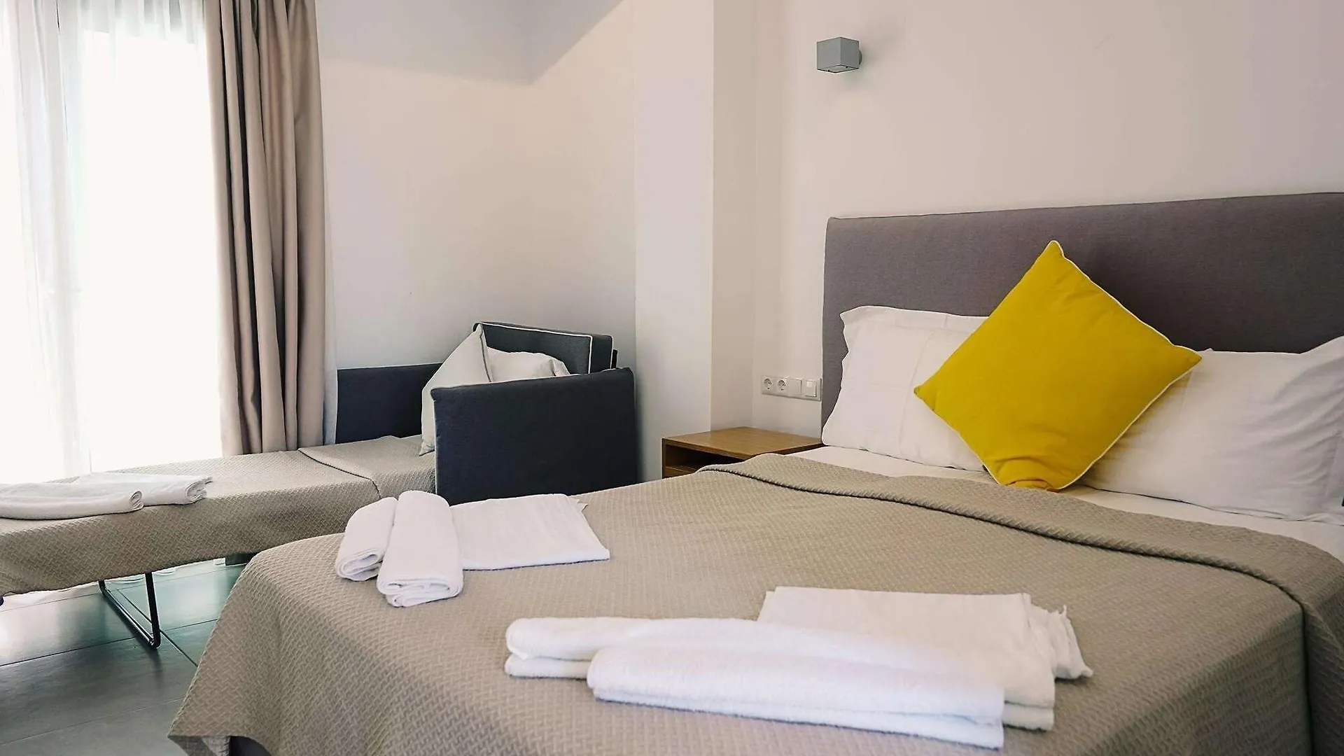 Stavros Beach Hotel