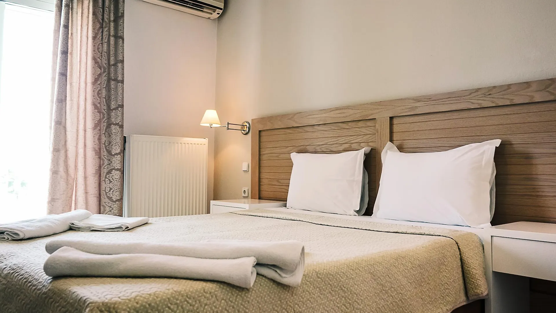 Stavros Beach Hotel