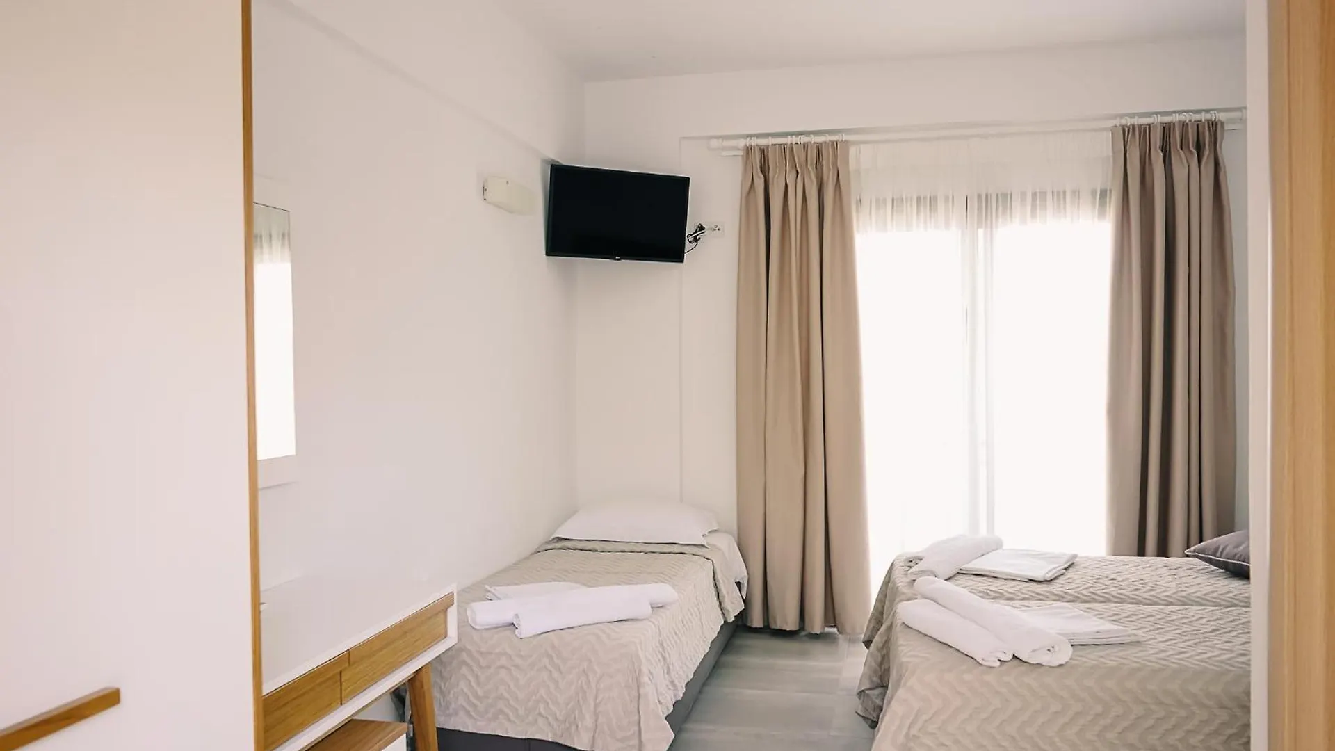 Stavros Beach Hotel