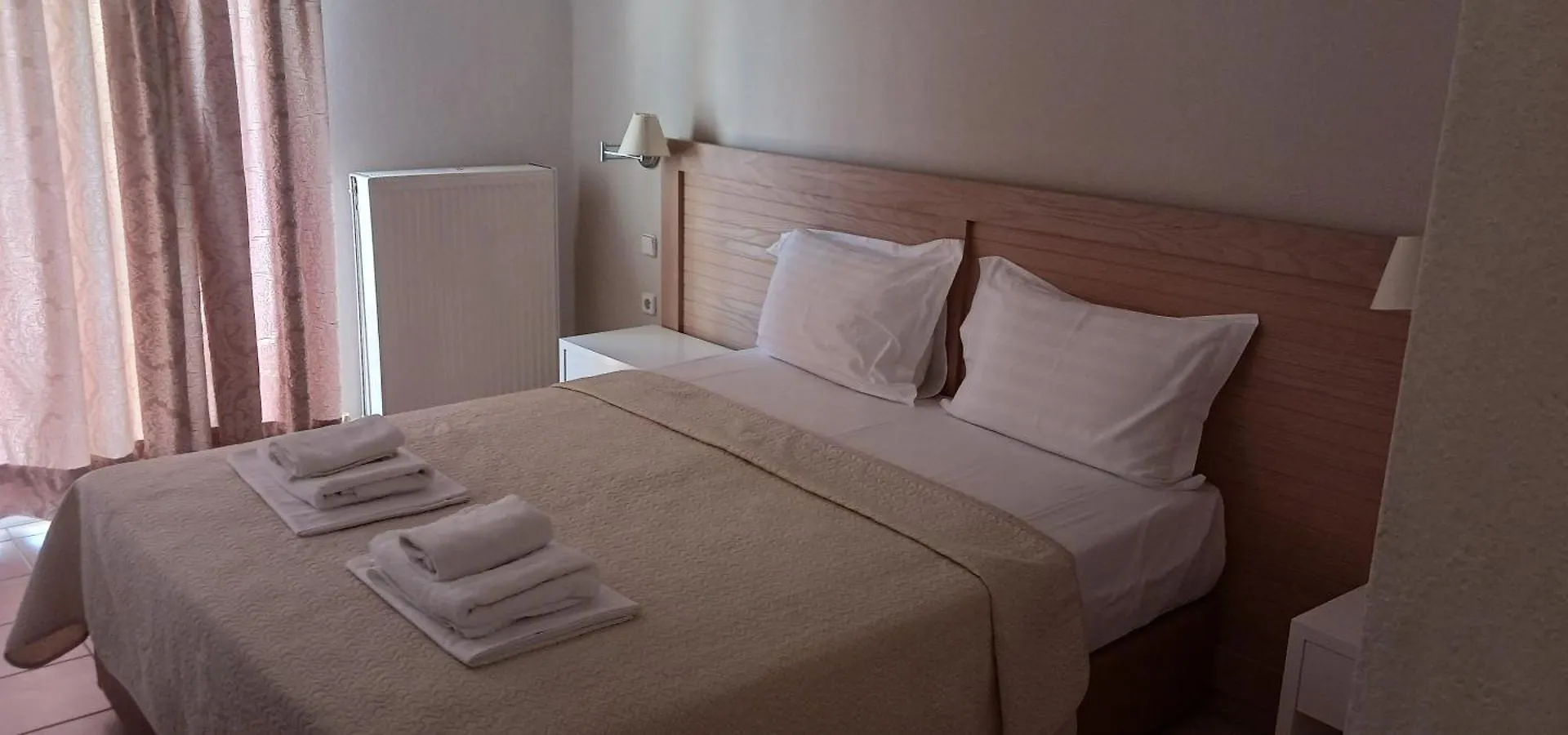 Stavros Beach Hotel